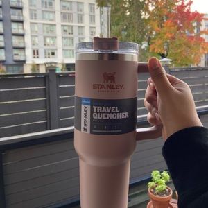 Blush Stanley Adventure Quencher